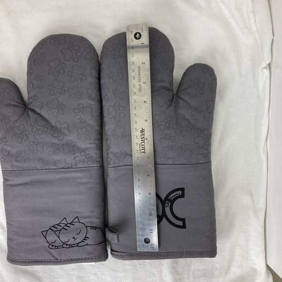 1 Pair Gray Cotton Long Silicone Paw print Cat Oven Mitts Cat Lovers gift Choice - Picture 10 of 15